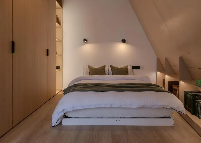 Apartmán Designer Penthouse With Huge Terrace & Fast Wi-fi *